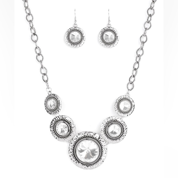 NWOT Gray & Silver Necklace w/ Earrings - Picture 1 of 7